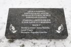 Sąjūdžio parke atkūrė atminimo lentą Sąjūdžio parke atkūrė atminimo lentą