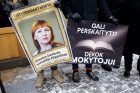 J. Petrauskienė susitiko su ministeriją užėmusiais mokytojais J. Petrauskienė susitiko su ministeriją užėmusiais mokytojais