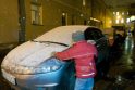 Sniegas sutrikdė elektros tiekimą keliuose šalies regionuose Sniegas sutrikdė elektros tiekimą keliuose šalies regionuose