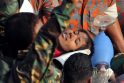 Bangladeše po griuvėsiais 17 parų išbuvusi moteris „sparčiai taisosi“ Bangladeše po griuvėsiais 17 parų išbuvusi moteris „sparčiai taisosi“